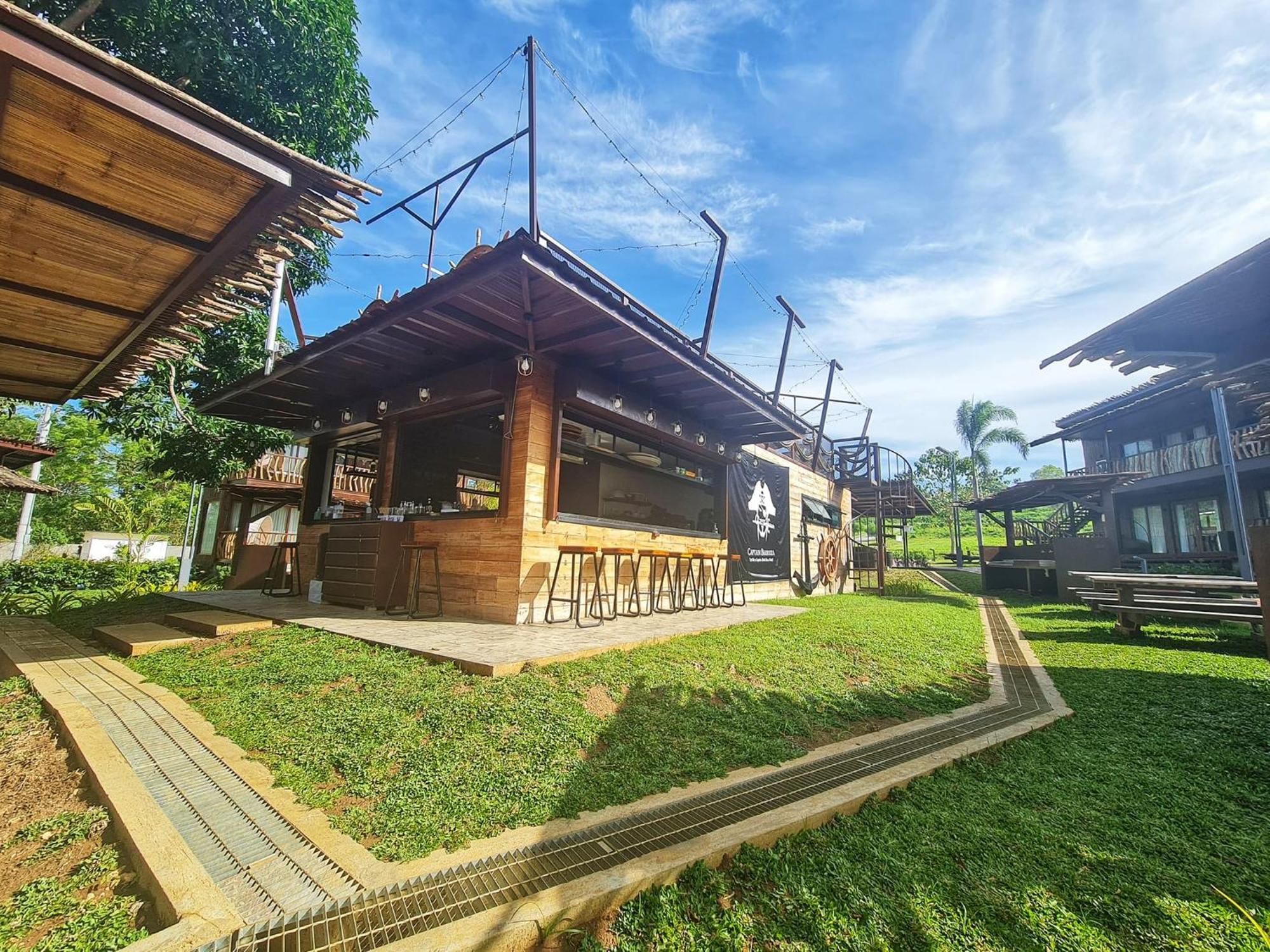 Crusoe Cabins Costa Azalea Samal Exterior photo